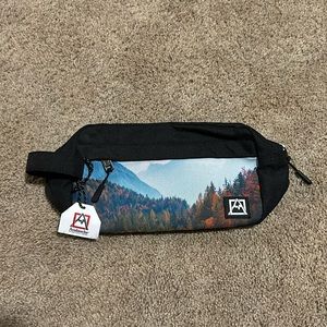 Avalanche Outdoor Supply Travel Case Water-Resist Toiletry Bag Landscape